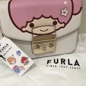 Furla Sanrio Little Twin Stars Crossbody Furla teams up with Sanrio for Little Twin Stars collection main image 2